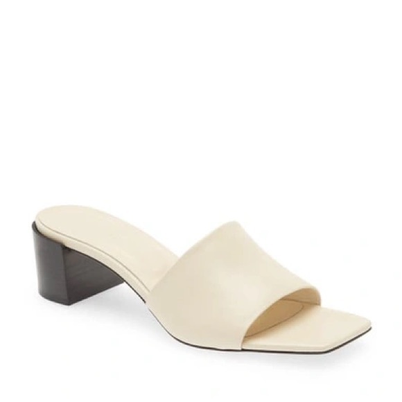 NWT Aeyde Lissy Heeled Sandal in Creamy Beige Block Heel Size 12 EU 42 - Picture 1 of 9
